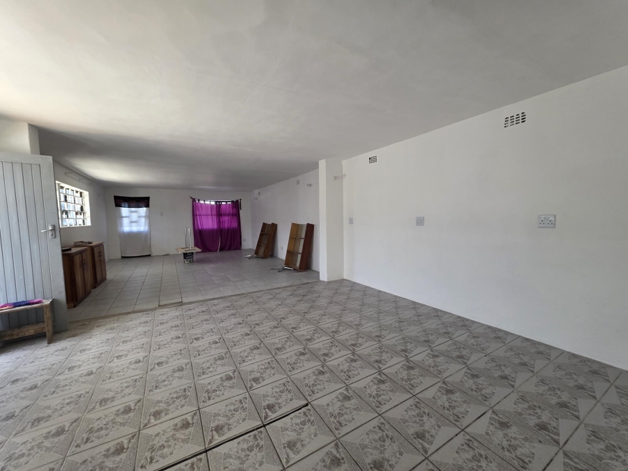 3 Bedroom Property for Sale in Electric City Western Cape